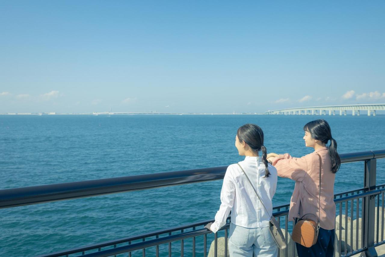 Omo Kansai Airport By Hoshino Resorts Izumisano Buitenkant foto View of the Akashi Kaikyō Bridge from the Akashi Kaikyō Bridge Museum