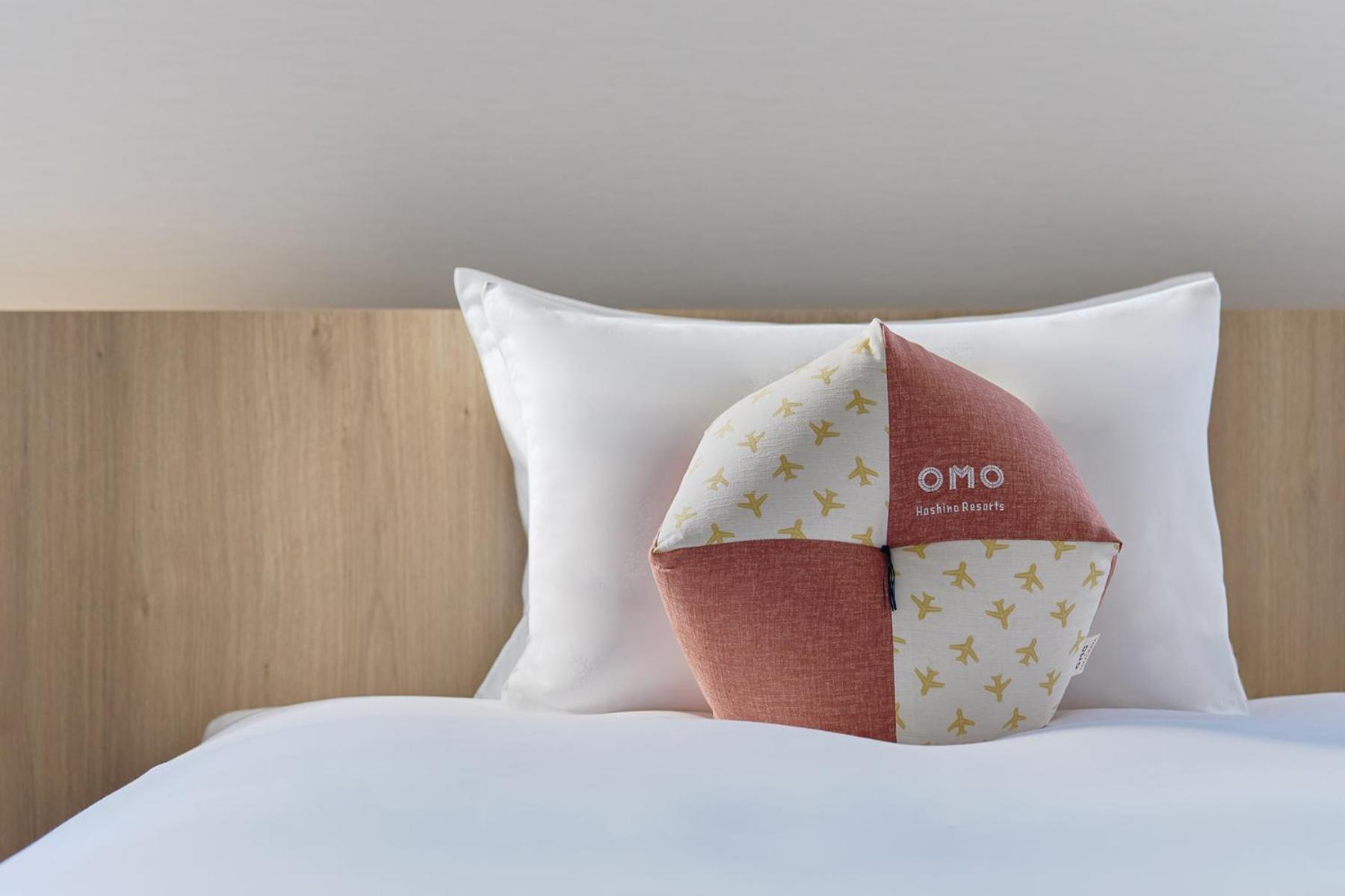 Omo Kansai Airport By Hoshino Resorts Izumisano Buitenkant foto OYO branded pillow